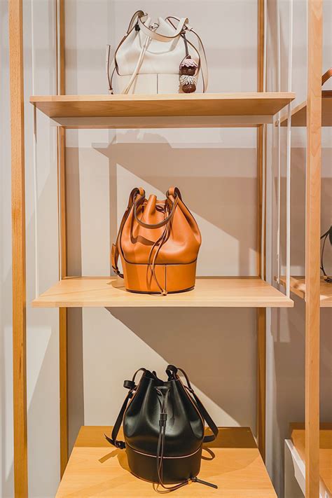 loewe factory outlet spain